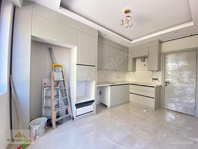 DENİZLİ DELİKTAŞ EMNİYET ALTI CADDE ÜZERİ 2+1 120 M2 DAİRE
