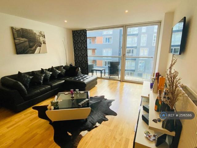 Denison House, London, E14 1 bed flat to rent £2,300 pcm £531 pw