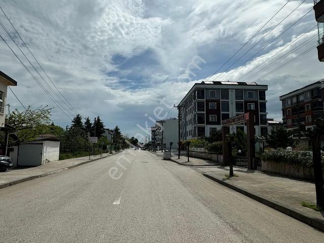 Deniz Tarafı Cumhuriyet'te Denize 200 Mt Satılık 2+1 Lüx Daire