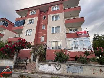 Deniz Yiğit'ten Dumlupınar Mahallesinde Kiralık 3+1 Arakat Daire
