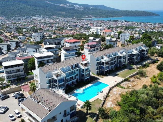 Deniz & Doğa Manzaralı, Havuz Cepheli Eşyalı 3+1 Çatı Dubleks