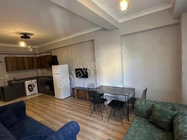 Deniz Gayrimenkul’den Güvenç Rezidansta Satılık 1+1 Ful Eşyalı+7/24 Güvenlik+kiracılı+ara Kat Daire