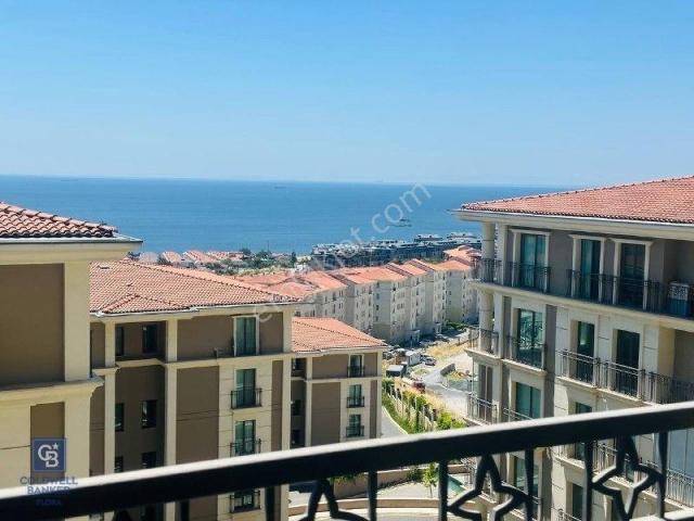 Deniz İstanbul Eşyalı Deniz Manzaralı 1+1 Satılık Daire