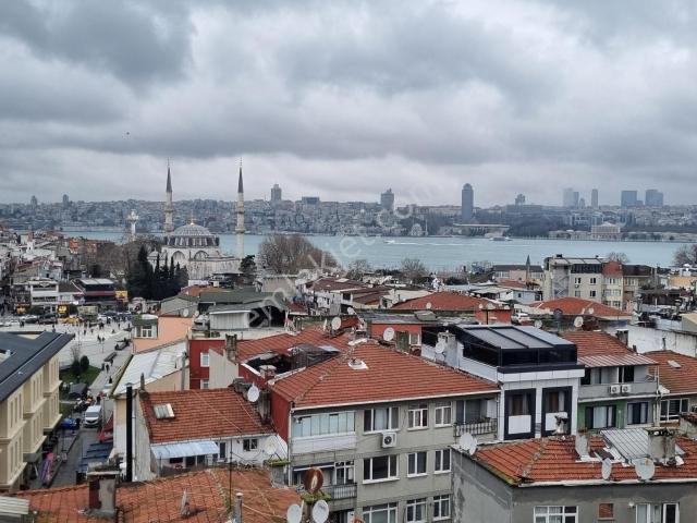 Deniz Manzaralı 2 Teraslı Yeni Binada 1+1 60 M2 Fırsatt Daire