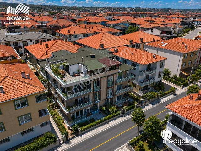 Deniz Manzaralı 3+1 Ayrı Mutfaklı Eşyalı Teraslı Dubleks Daire