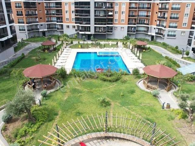 Deniz Manzaralı Ful Eşyalı Kiralık Daire