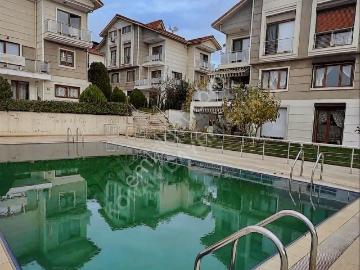 Darıca, Kocaeli, Marmara Bölgesi - Uüzme havuzu