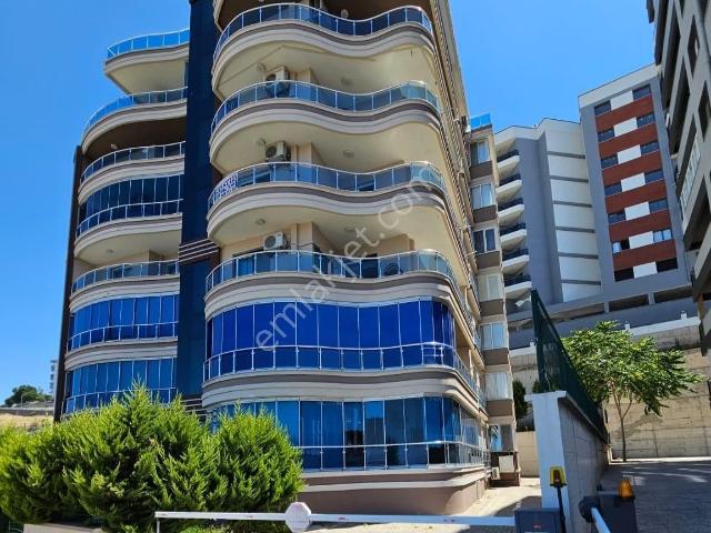 Acill Acil Deniz Manzaralı Çiğli 3+1 Daire Satılıktır