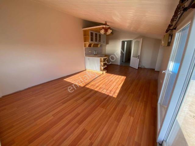 Deniz Manzaralı Kiralık Çatı Dubleks
