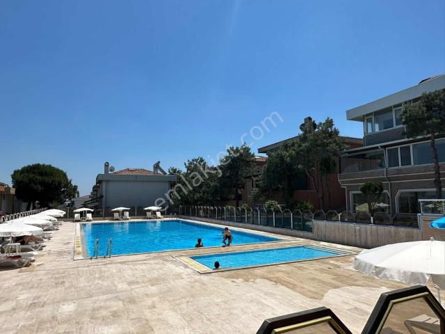 Deniz Manzaralı Lüks 5+1 Müstakil Villa Tam Eşyalı Havuzlu