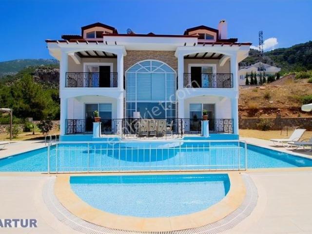 Deniz Manzaralı Muhteşem Villa