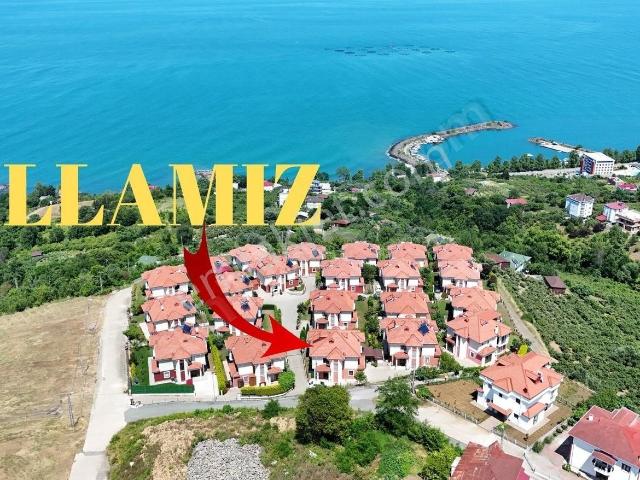 Deniz Manzaralı Site İçi Full Eşyalı Bahçeli Villa