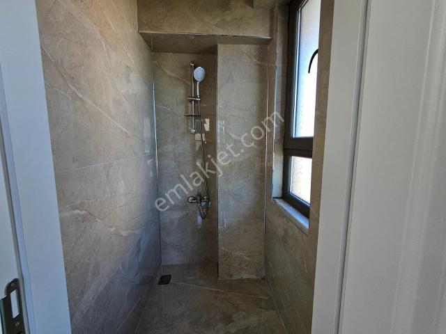 Deniz'den 4+1 Havuzlu, Denize 50 Mt. Lüks Villa tanıtım Videolu
