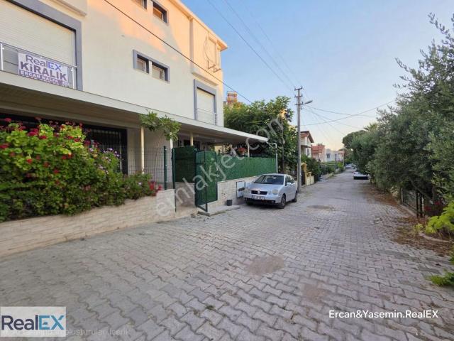 Denize 100 Mt Mesafesiyle Kiralık 3+1 Villa