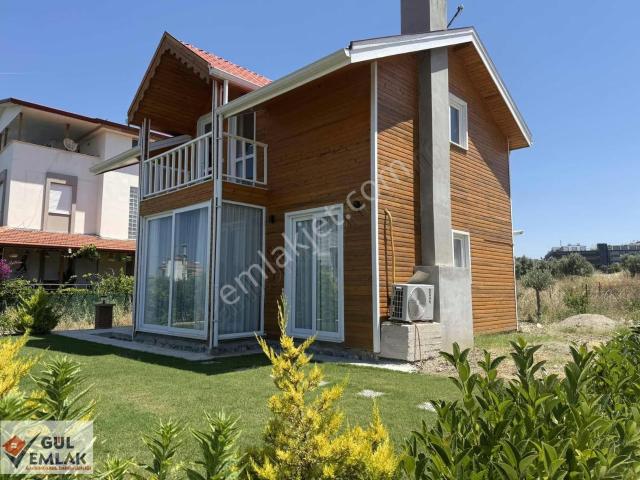 Denize 100 Mt Kiralık Eşyalı 2+1 Villa