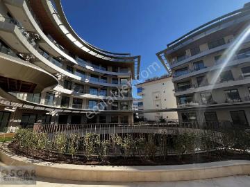 Denize 100 Metre Oba Downtown 2+1 Düz Ayak Muhteşem Daire !