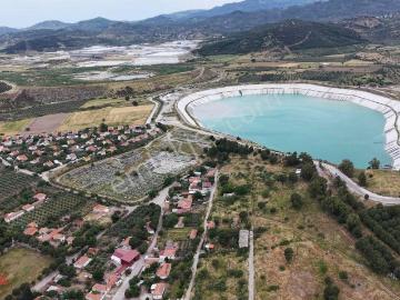 Denize 10 Dakika Uzaklıkta 899 M2 Avlulu Ev Ve Arsası