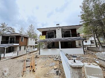 Denize 13km Geniş Bahçeli Doğalgazlı Ultra Lüx İkiz Villa