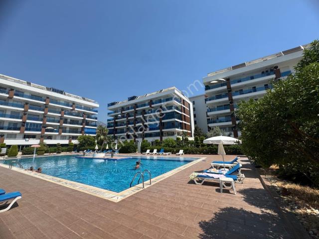 Denize 200 Metre 2+1 Bahçe Duplex