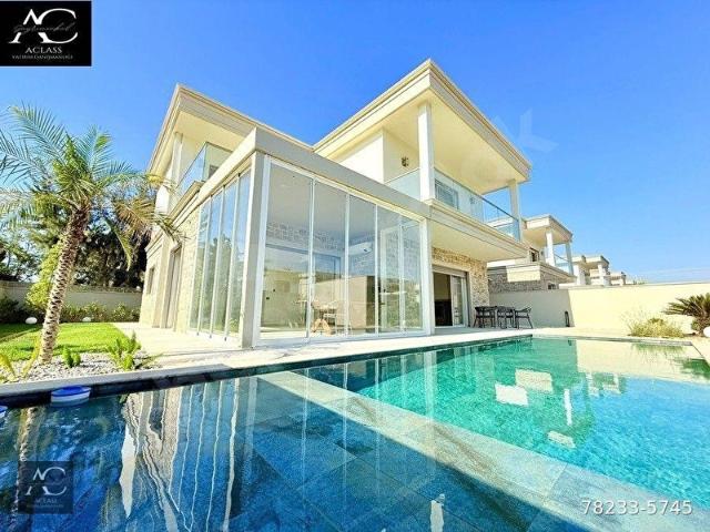 DENIZE İLK SITEDE724 GÜVENLİKÖZEL HAVUZOTOPARKYERDEN ISITMAULTRA LÜX584 M2 BAHÇEMÜSTAKİL