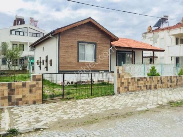 Güre Çamlıbel'de Denize 150m.mesafede Müstakil Yazlık İlandaki Fiyat Aylık Fiyatıdır