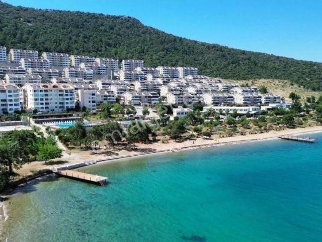 Denize Sıfır Sitede Manzaralı Eşyalı Fırsat 2+1 Daire
