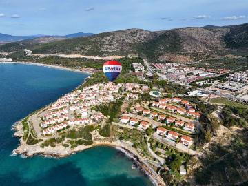 Denize Sıfır Sitede Harika Villa