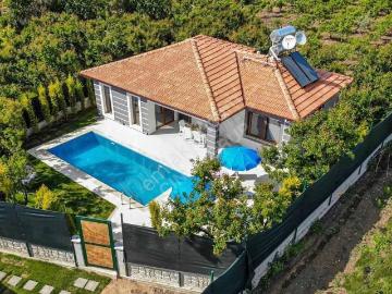 Fethiye, Muğla ili, Ege Bölgesi - Uüzme havuzu