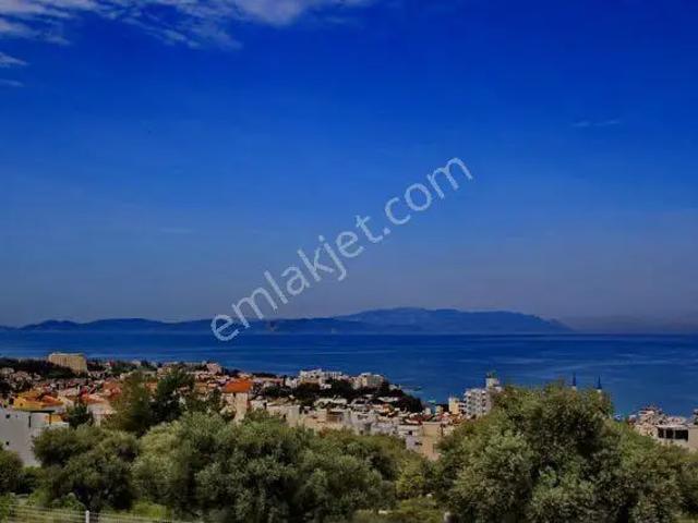 Denize Yakın 3+1 Manzaralı Bahçe Katı Dubleks Satılık Daire