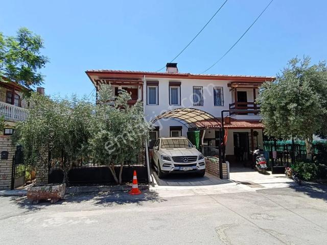 Denize Yakın, Garajlı Villa