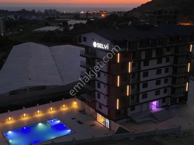 Denize Yakın Lüks Sitede Sıfır 2+1 Daire