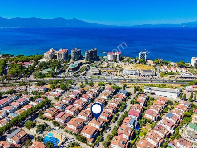 Denize Yürüme Mesafesinde Aspınar Sitesinde Fırsat!