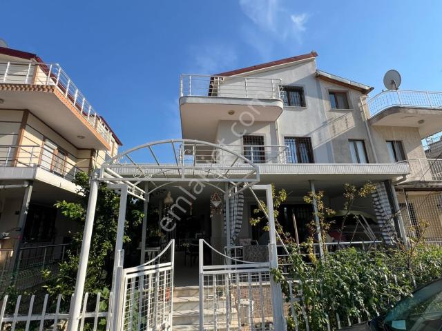 Denize Yürüme Mesafesinde Fırsat Villa