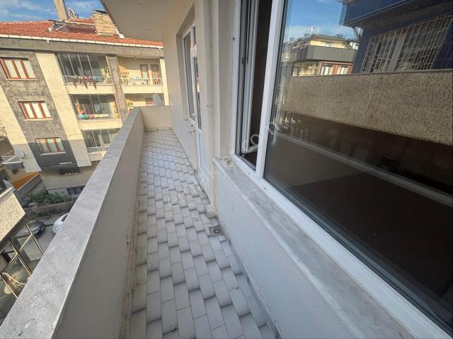 Denizköşkler’de 3+1 Sağlam Bina 130m2 Kiralık Ara Kat Temiz Daire