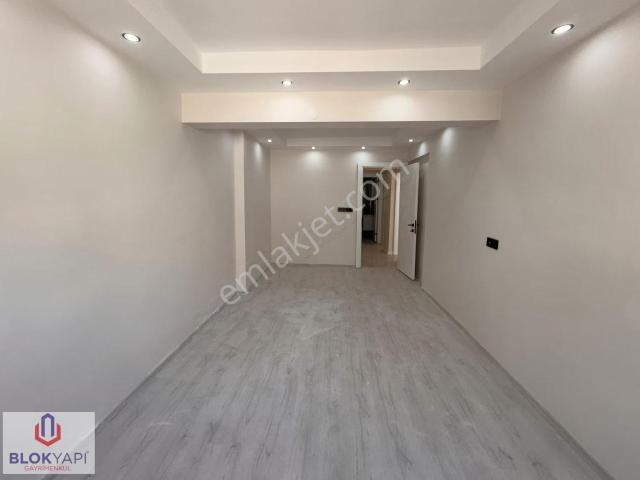 Denizli Atalarda İçi Komple Yenilenmiş Satılık Geniş 2+1 Daire