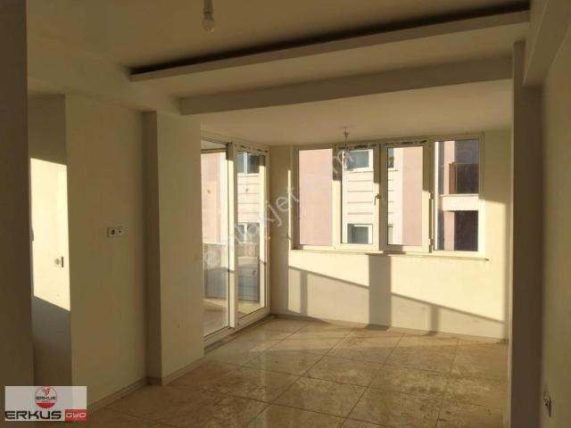 Denizli Acıpayam Üniversite Yakını Sıfır 2+1 Daire takaslı