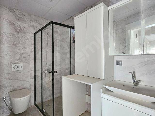 Denizli çakmak'ta 3+1 155 m2 güzel konumda satılık fırsat arakat daire