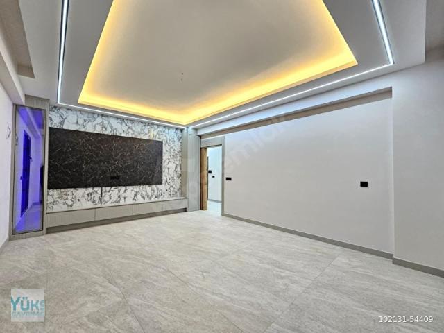 Denizli bereketler de harika konumda 3+1 180 m2 panjurlu giyinme odalı ultra lüks daire