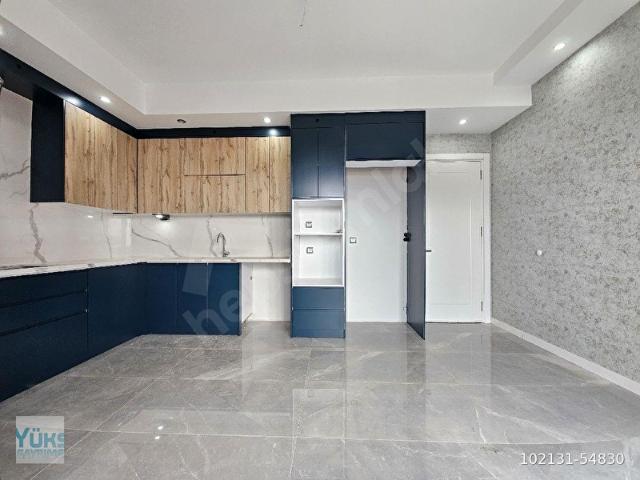 Denizli bereketler mahallesinde hastaneye yakın 3+1 180 m2 lüks işçilikte satılık fırsat daire