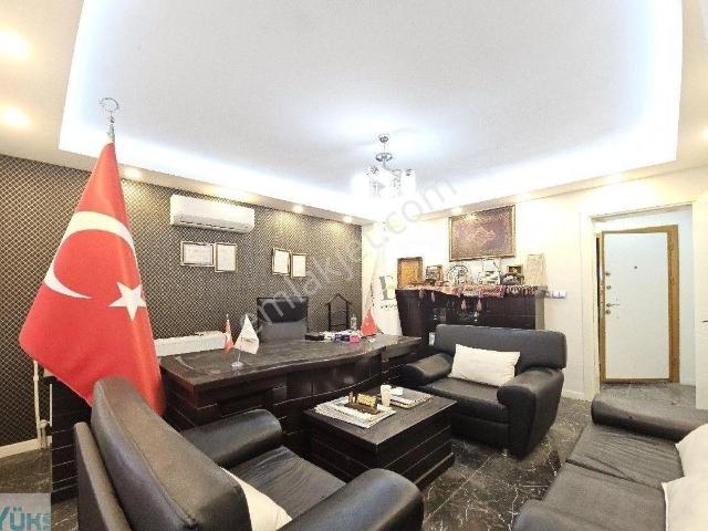 Denizli Cadde Üstünde Hastane Karşısı Satılık 3+1 135 M2 Asansörlü Fırsat Daire
