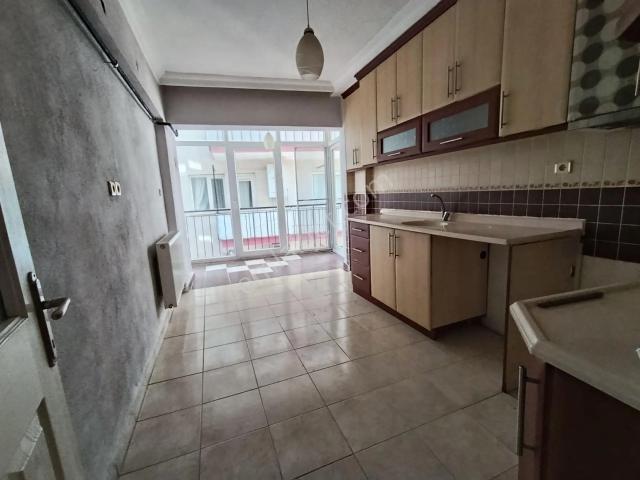 Denizli Şemikler Cinkaya Bulvarı’nda Geniş Kullanımlı 3+1 Kiralık Daire