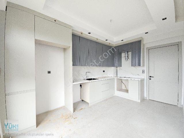 Denizli Şemikler De 2+1 120 M2 Caddeye Yakın Kiralık Fırsat Daire
