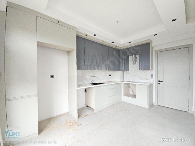Denizli şemikler de 2+1 120 m2 caddeye yakın kiralık fırsat daire