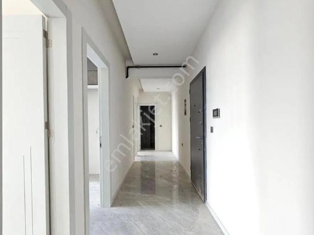 Denizli Şemikler De 2+1 120 M2 Site Konseptinde Önü Kopmle Açık Sıfır Fırsat Daireler