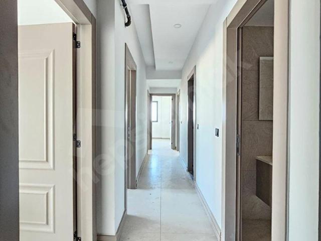 Denizli şemikler de 3+1 160 m2 akıllı ev konforu cadde üzerinde satılık lüks daire