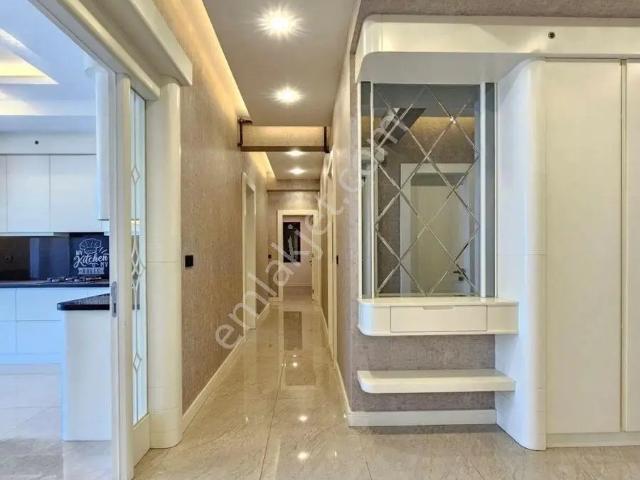 Denizli Şemikler De 4+1 220 M2 Bölgenin En Prestijlli Projesinde Satılık Site İçi Ultra Lüks Daire