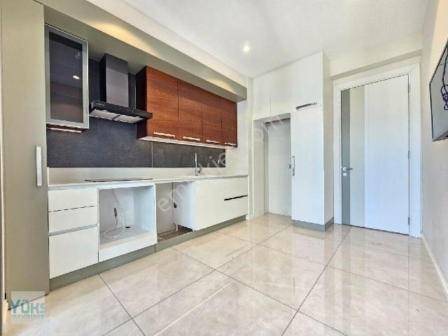 Denizli Şemikler De Cinkaya Mevkii Havuzlu Site İçinde 2+1 E.banyolu Lüks Satılık Arakat Daire