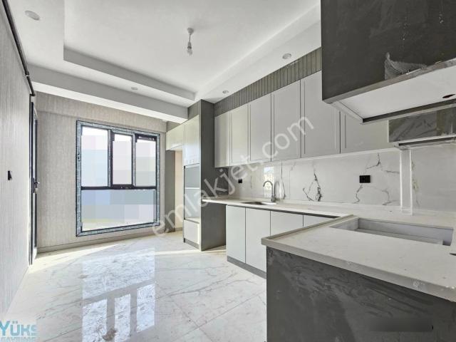 Denizli Şemikler Mahallesinde Full Kredili 2+1 120 M2 Satılık Arakat Daireler
