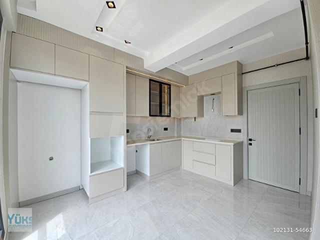 Denizli şemikler mahallesinde 2+1 120 m2 ebeveyn banyolu lüks satılık daireler