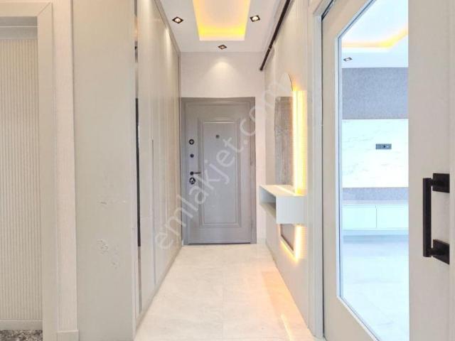 Denizli Şemikler Mahallesinde 2+1 120 M2 Lüks İşçilikte Satılık Daireler
